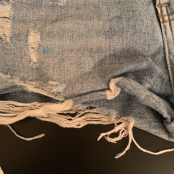 Nasty gal high waisted denim ripped shorts - Picture 4 of 5